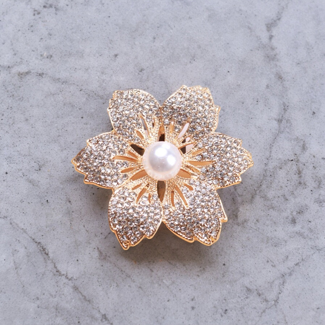 Floral diamante with pearl brooch