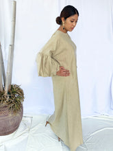 Load image into Gallery viewer, CAMELIA