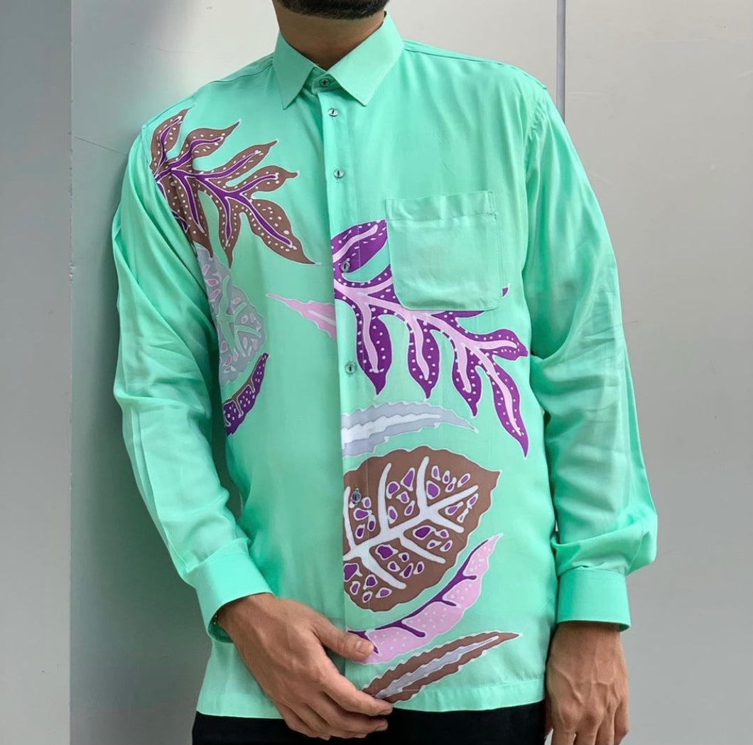 Long-sleeved batik shirt (mint green)