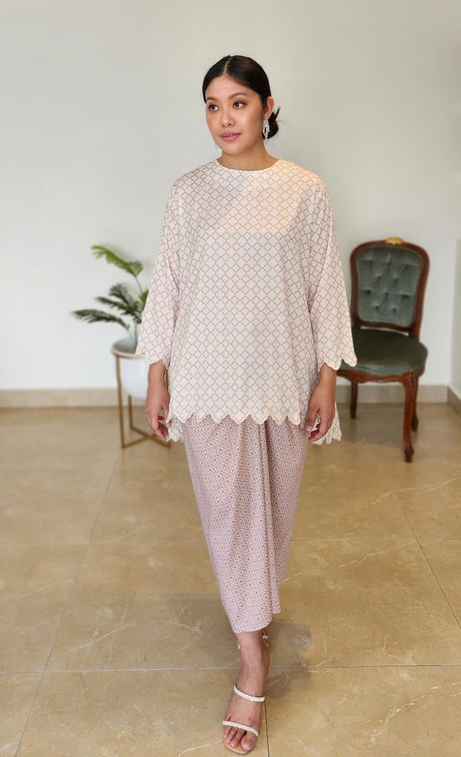 LAILA modern kurung with pareo in pink & beige