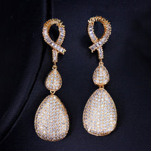 Load image into Gallery viewer, MARQUITA earrings
