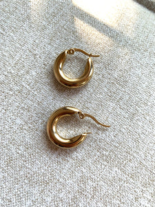 CLIO hoop earrings