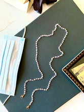 Load image into Gallery viewer, Mask/glasses chain - mini pearls and clear beads chain