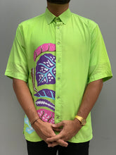 Load image into Gallery viewer, Short-sleeved batik shirt (lime green)
