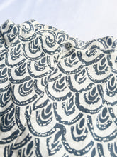 Load image into Gallery viewer, HUDA blue-grey and white cotton kaftan